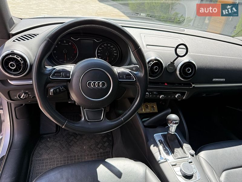 Седан Audi A3 2015 в Києві