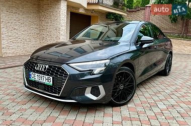 Седан Audi A3 2022 в Чернівцях