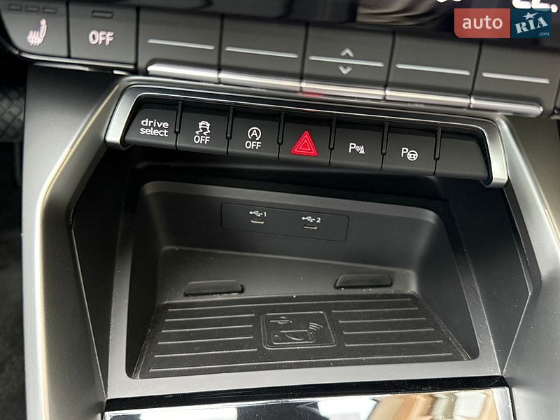 Седан Audi A3 2022 в Чернівцях