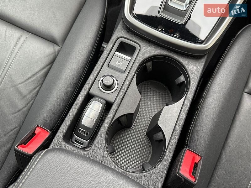 Седан Audi A3 2022 в Чернівцях