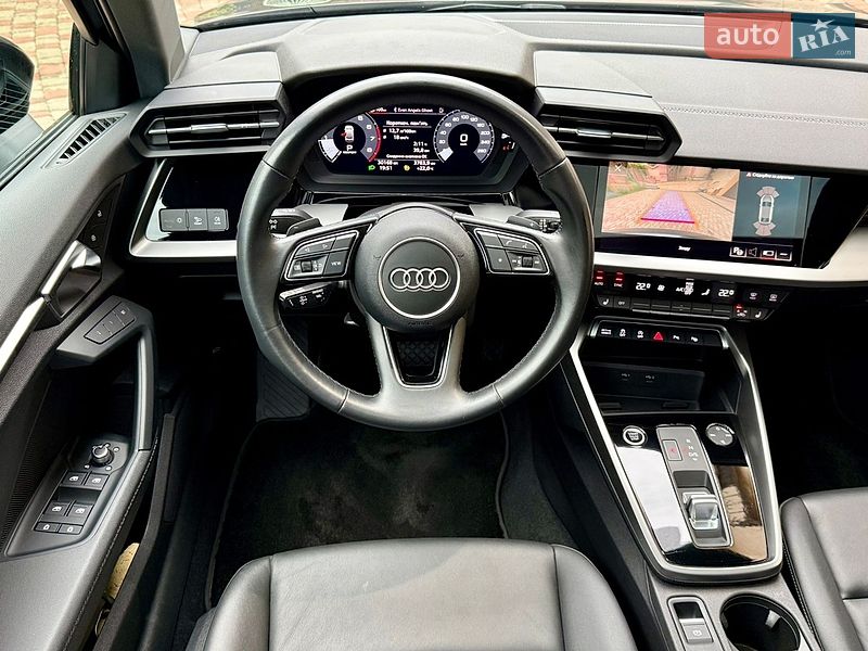 Седан Audi A3 2022 в Чернівцях