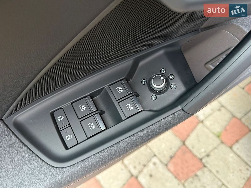 Седан Audi A3 2022 в Чернівцях