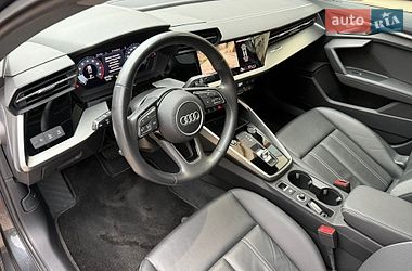 Седан Audi A3 2022 в Чернівцях