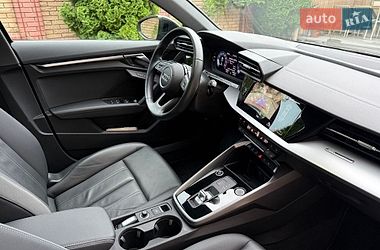 Седан Audi A3 2022 в Чернівцях