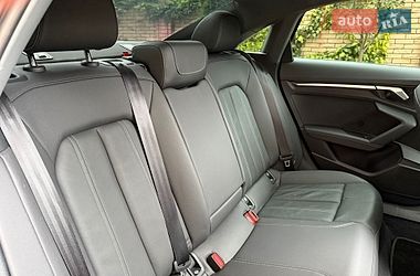 Седан Audi A3 2022 в Чернівцях