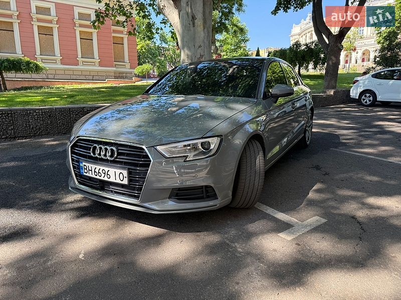 Седан Audi A3 2019 в Одесі