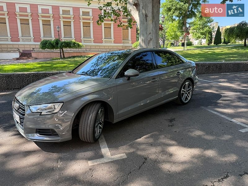 Седан Audi A3 2019 в Одесі