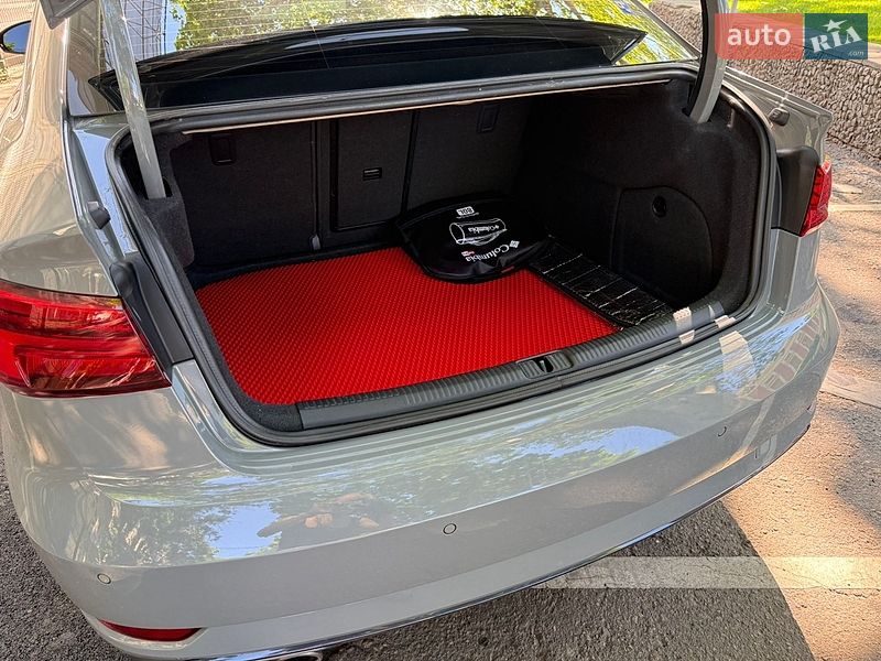 Седан Audi A3 2019 в Одесі