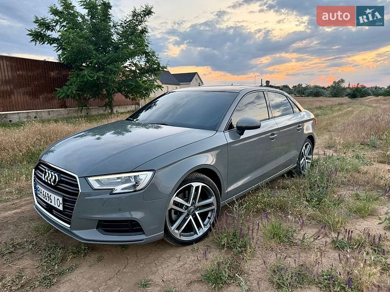 Седан Audi A3 2019 в Одесі