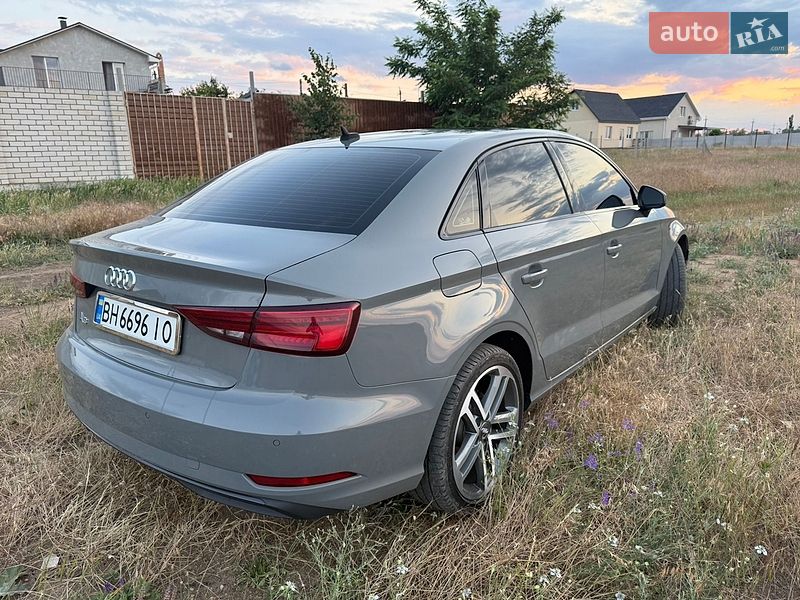 Седан Audi A3 2019 в Одесі