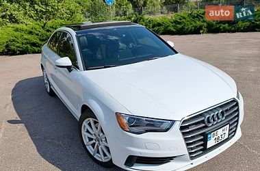 Седан Audi A3 2015 в Николаеве