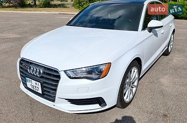 Седан Audi A3 2015 в Николаеве