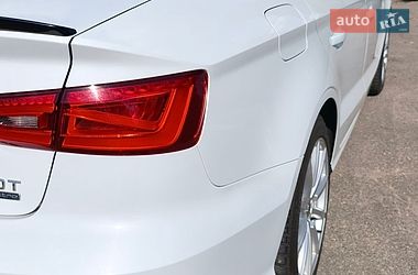 Седан Audi A3 2015 в Николаеве