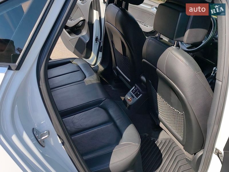 Седан Audi A3 2015 в Николаеве