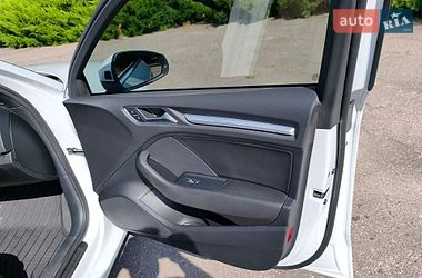 Седан Audi A3 2015 в Николаеве