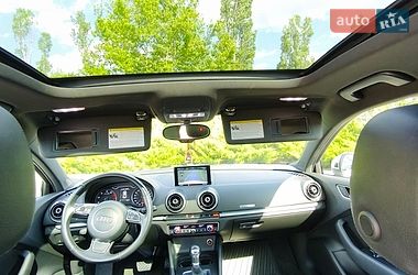 Седан Audi A3 2015 в Николаеве