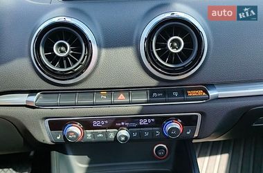 Седан Audi A3 2015 в Николаеве