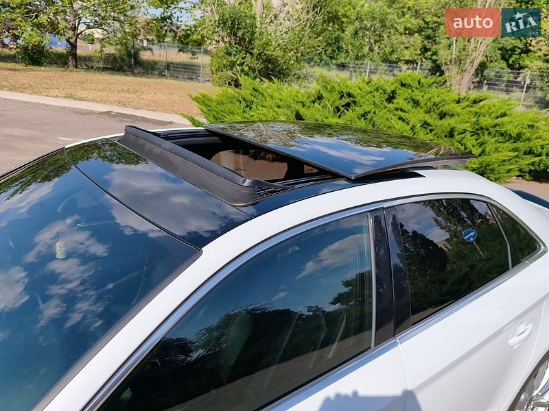 Седан Audi A3 2015 в Николаеве
