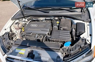 Седан Audi A3 2015 в Николаеве