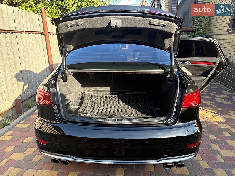 Audi A3 2016 VIN WAUAUGFFXH1042143 фото оголошення 25 з 59