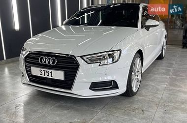 Седан Audi A3 2016 в Киеве