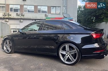 Седан Audi A3 2016 в Киеве