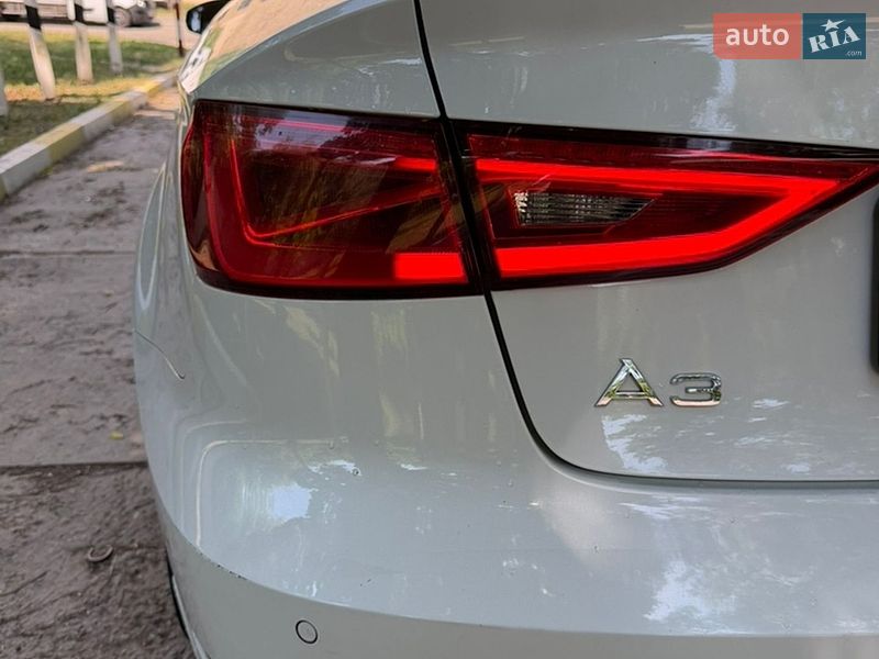 Седан Audi A3 2013 в Киеве