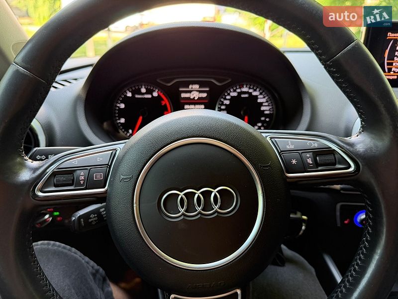 Седан Audi A3 2013 в Киеве