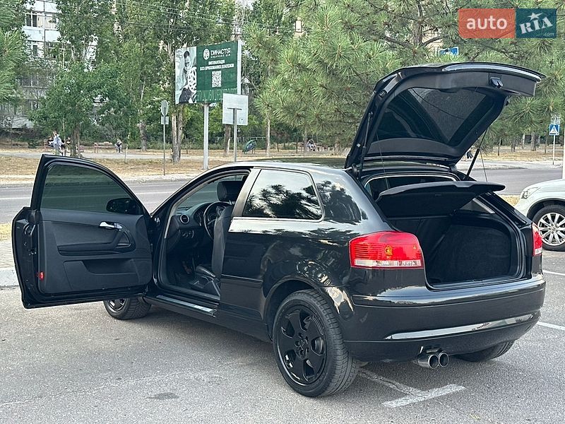 Хэтчбек Audi A3 2003 в Николаеве