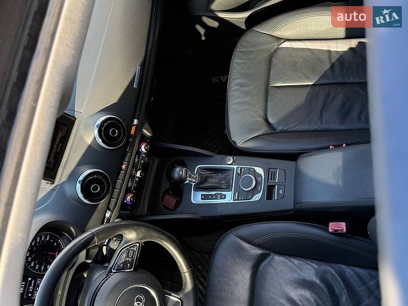 Седан Audi A3 2015 в Ирпене