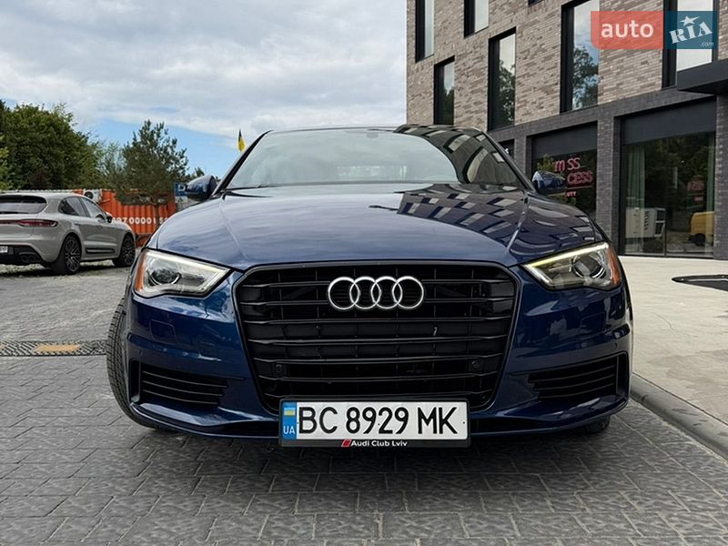Седан Audi A3 2015 в Львове