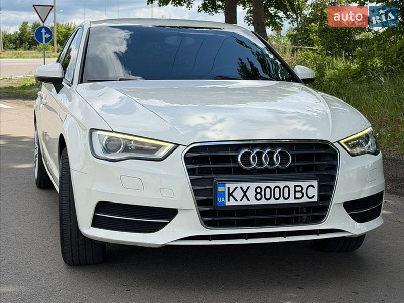 Хэтчбек Audi A3 2013 в Харькове