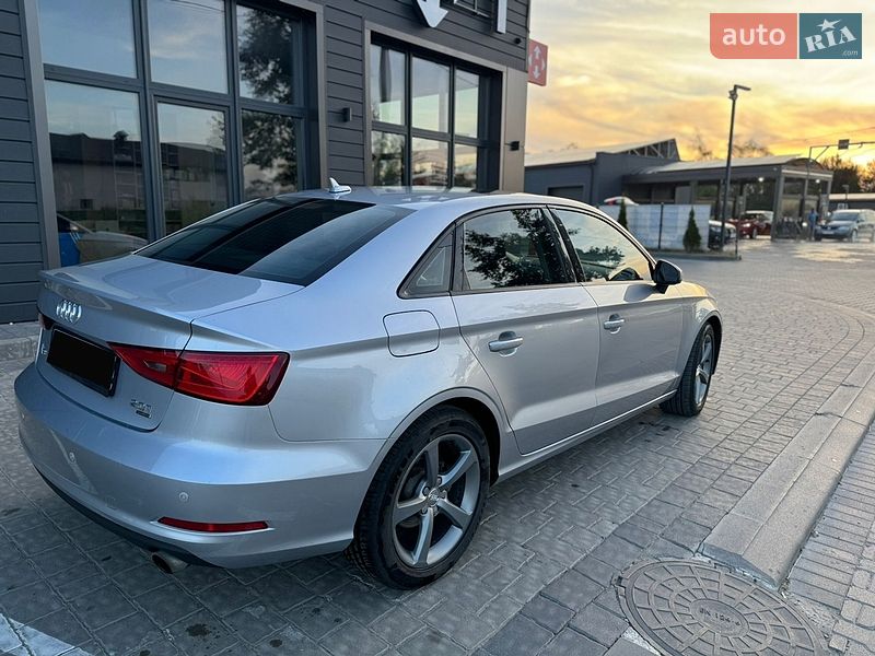 Седан Audi A3 2014 в Ивано-Франковске