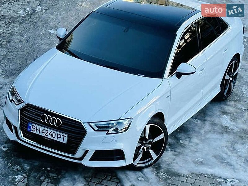Седан Audi A3 2017 в Львові