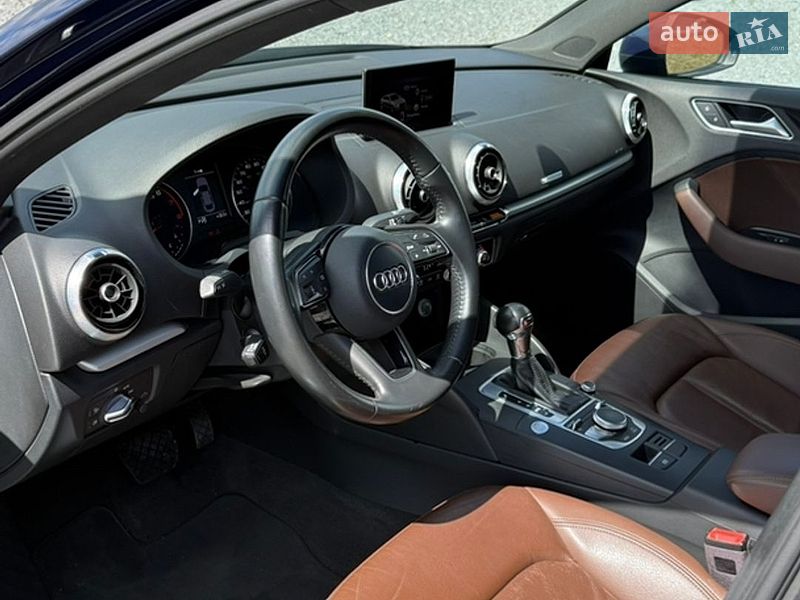 Седан Audi A3 2017 в Львове