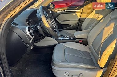 Седан Audi A3 2017 в Луцьку