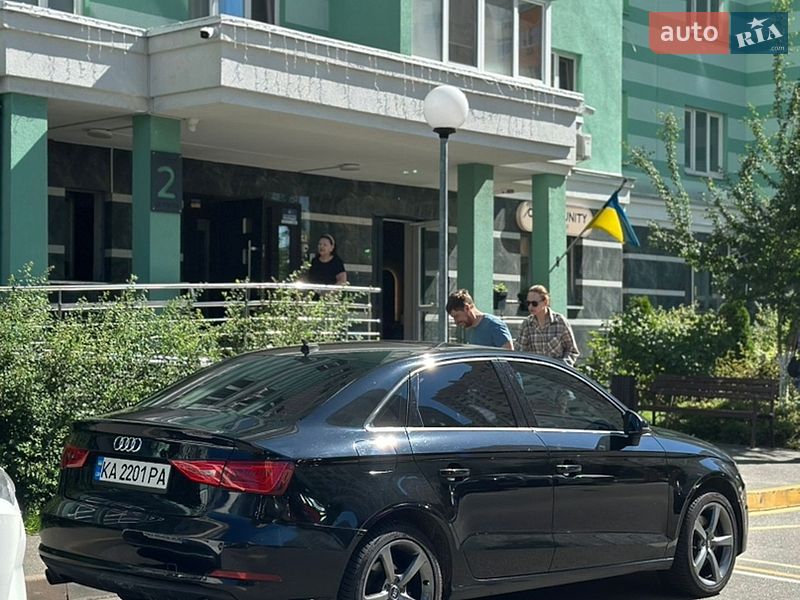 Седан Audi A3 2014 в Киеве