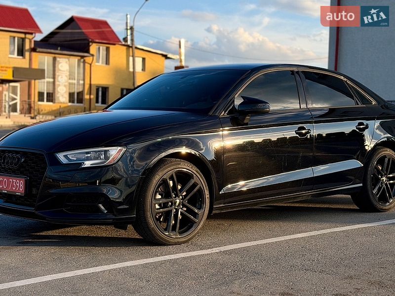 Седан Audi A3 2017 в Тернополе
