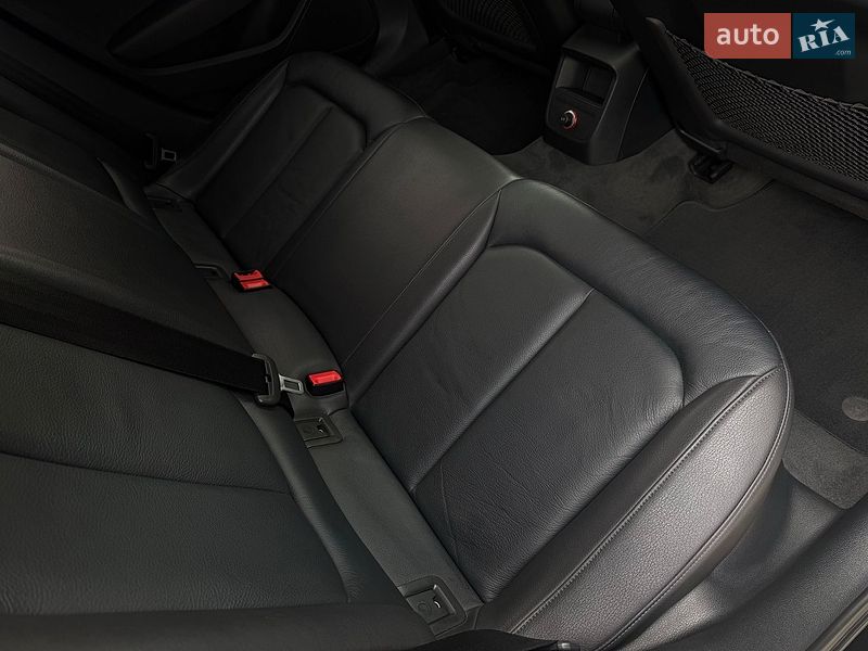 Седан Audi A3 2016 в Мукачево