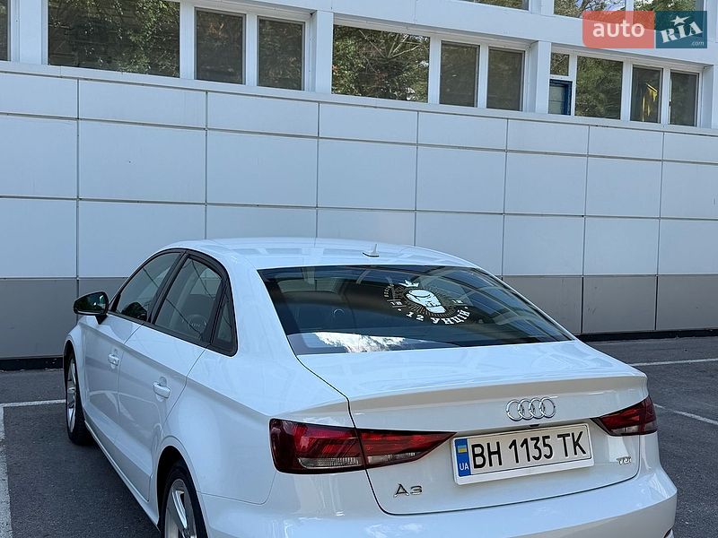 Седан Audi A3 2016 в Одессе
