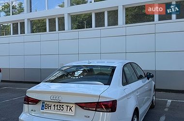 Седан Audi A3 2016 в Одессе