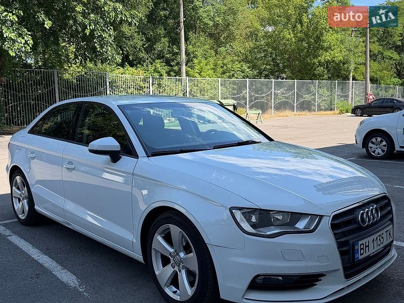 Седан Audi A3 2016 в Одессе