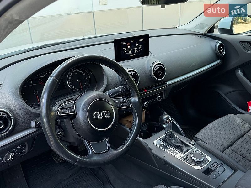 Седан Audi A3 2016 в Одессе