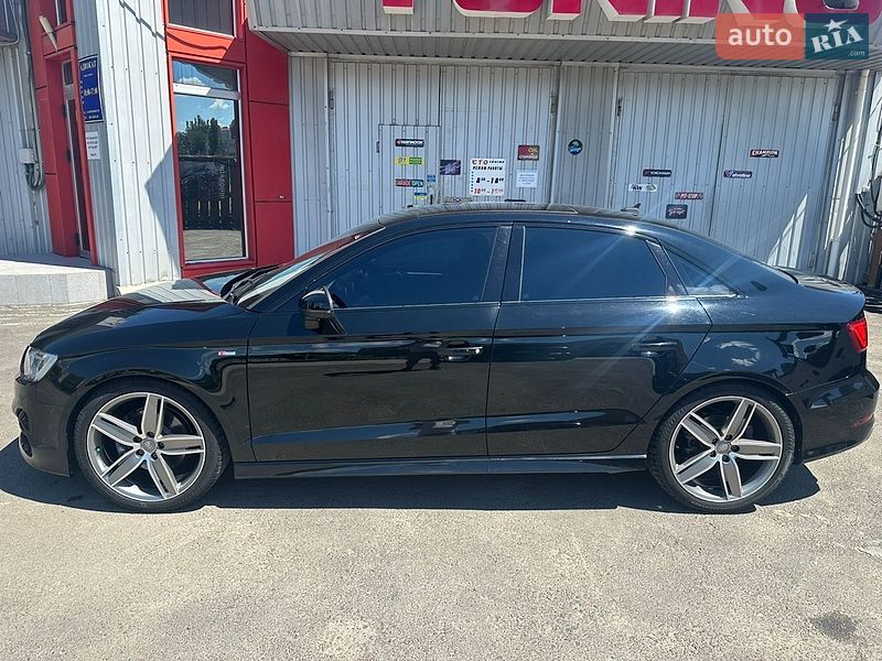 Седан Audi A3 2015 в Николаеве