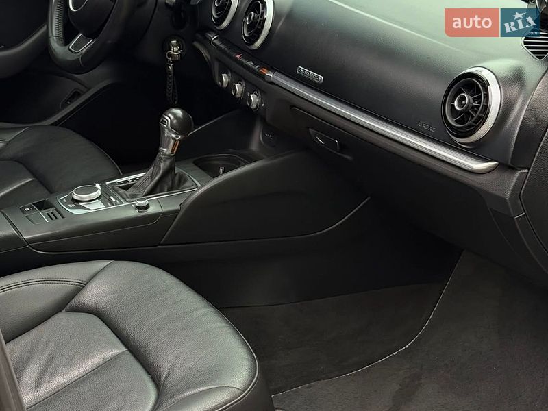 Седан Audi A3 2014 в Запорожье