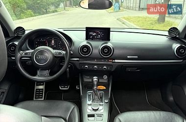 Седан Audi A3 2014 в Запорожье