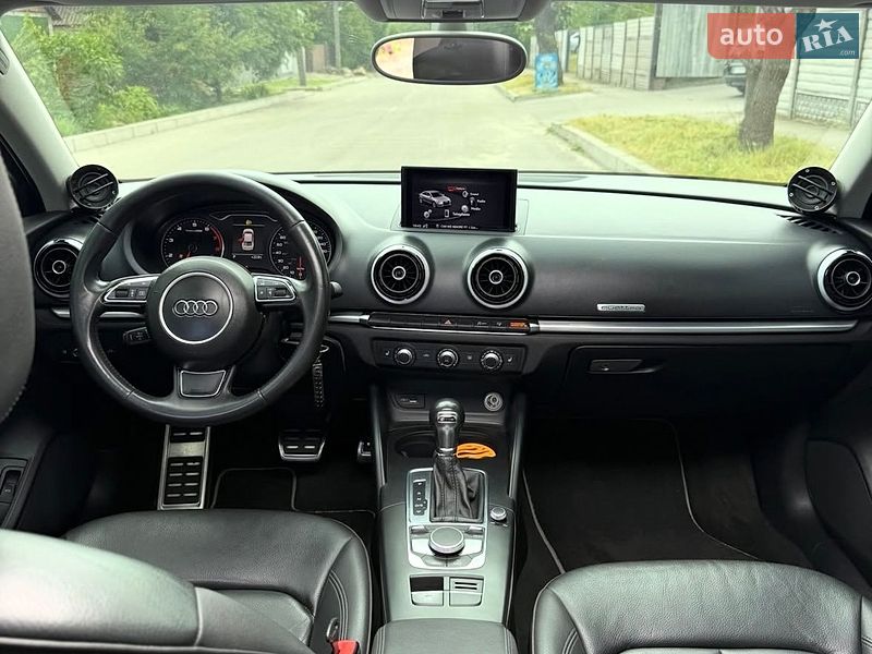 Седан Audi A3 2014 в Запорожье