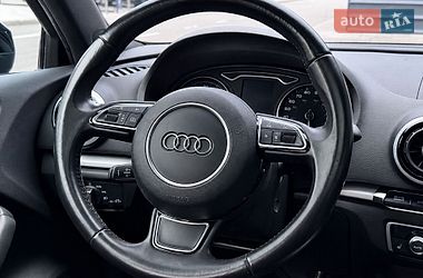 Хэтчбек Audi A3 2016 в Киеве