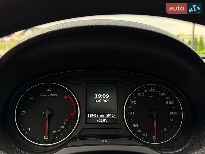 Седан Audi A3 2014 в Луцке