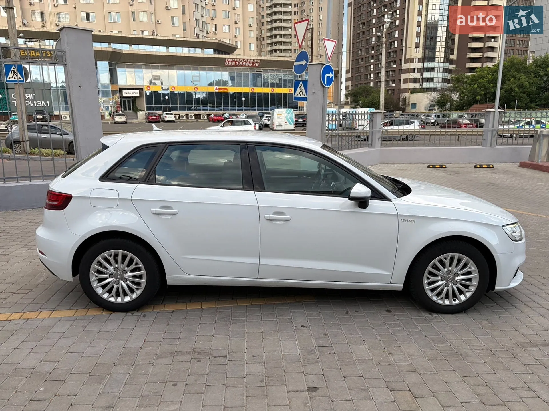 2018 Audi A3 - мініатюра 4